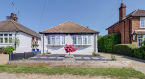 14, Aysgarth Road, Redbourn AL3 7PJ