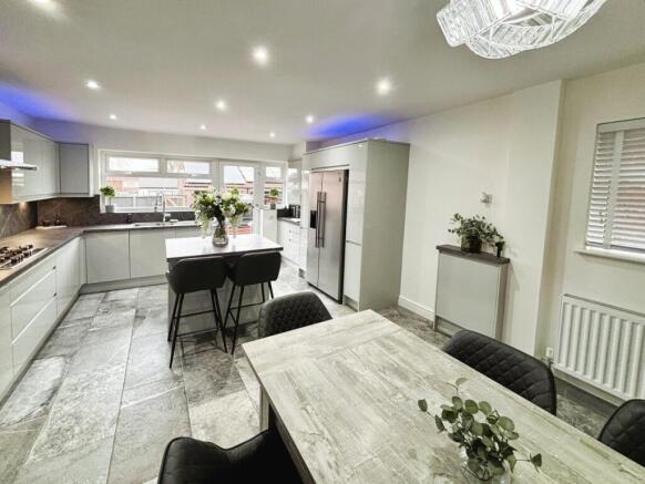 Dining Kitchen