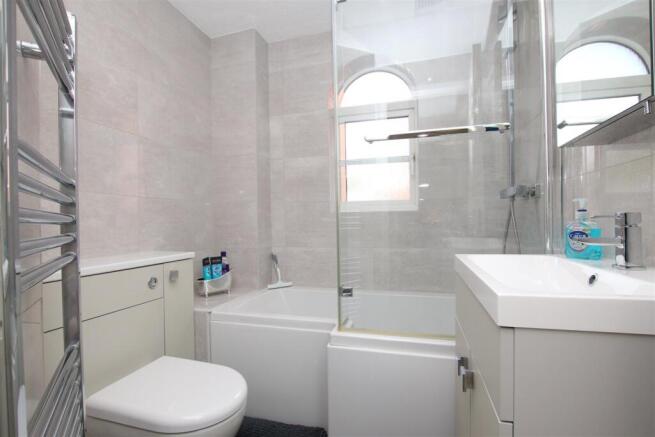 Bathroom.JPG