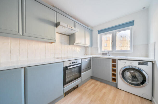 1389375-12-693ab2...