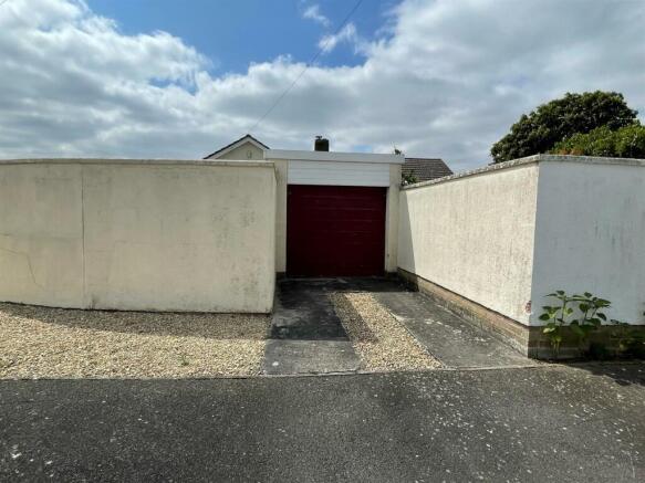 Garage.jpg