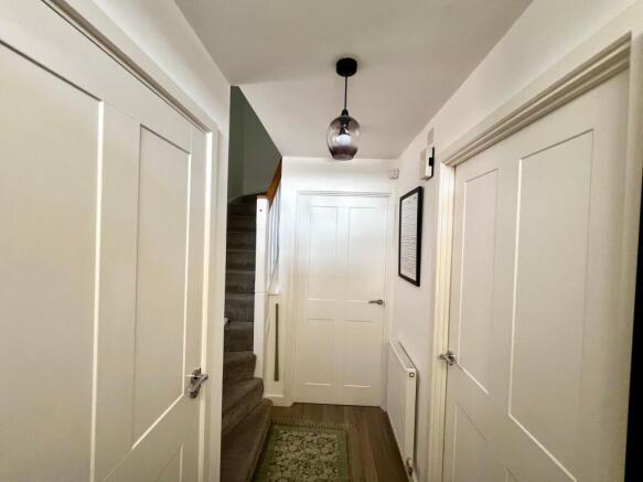 2 bed Semi-Detached for sale Image 6