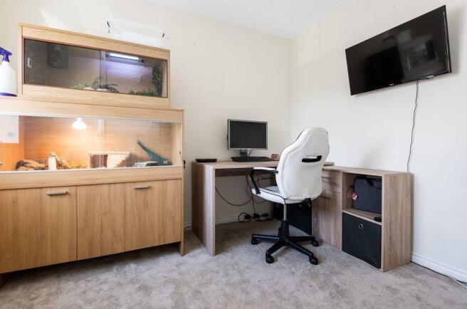 Bedroom 3 (Double)