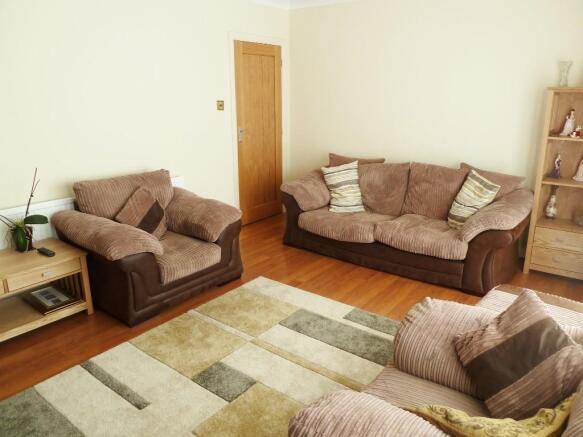 Attractive Lounge 