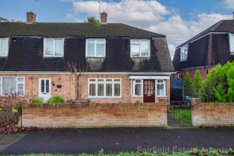 Prestwick Road, South Oxhey, WD19