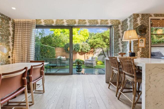 Kitchen / Dining