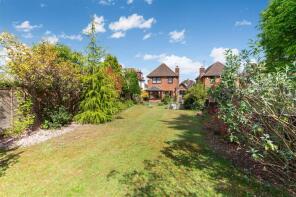 82, Winkworth Road, Banstead SM7 2QR