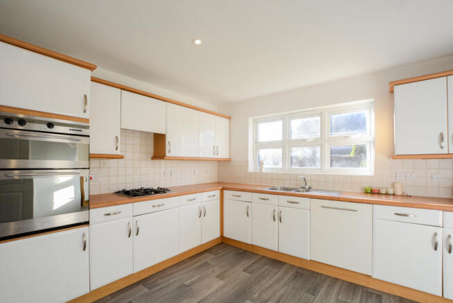 Badcock Way - Kitchen