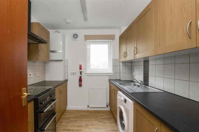 46 Skibo Court Dunfermline KY12 7EW 6.jpg