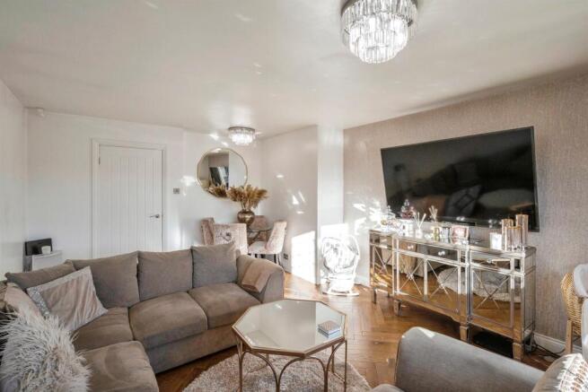 3 bed Detached Bungalow for sale Image 6