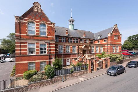 Upper Holly Hill Road, Belvedere, DA17