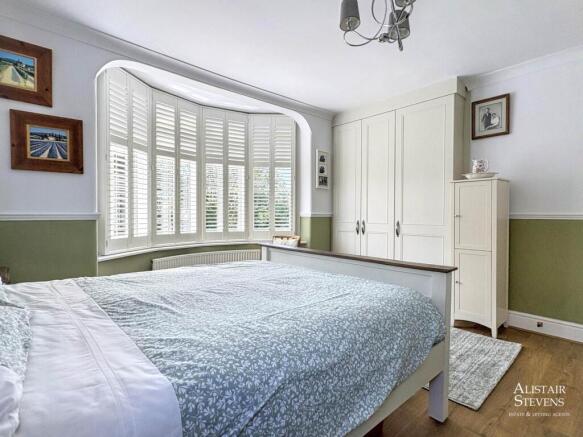 3 bed Semi-Detached for sale Image 9