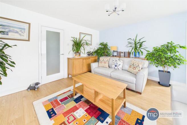 3 bed Bungalow for sale Image 6