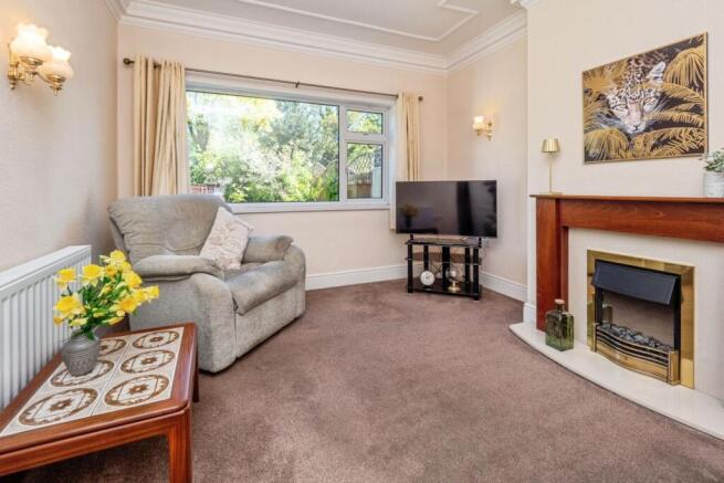 3 bed Terraced for sale Image 9