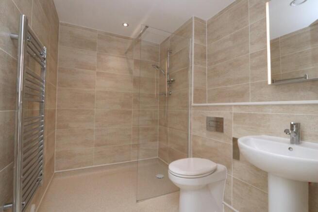 2 bed Retirement Property for sale Image 12