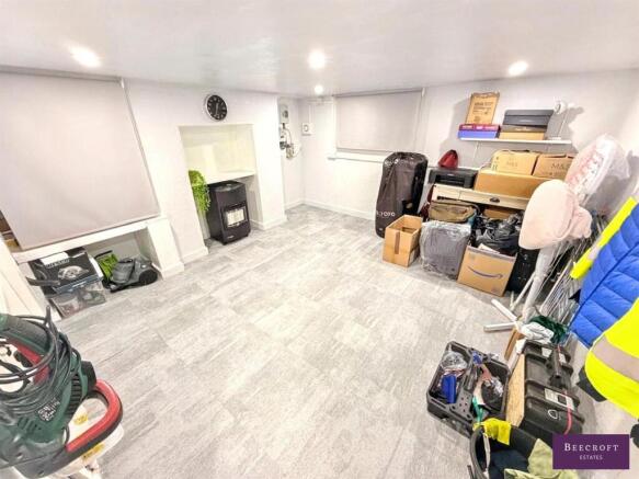 2 bed Semi-Detached for sale Image 10