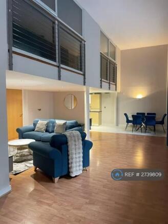 Open Plan Living Room/Kitchen