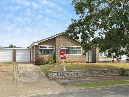 Tunstall Drive, Oulton Broad, Lowestoft, Suffolk, NR32