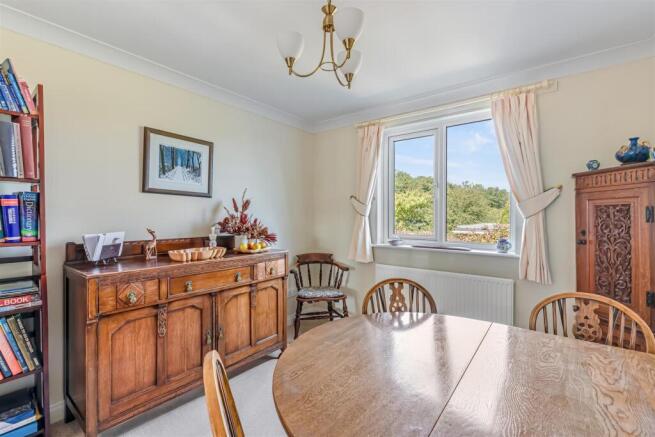3 bed Town House for sale Image 12