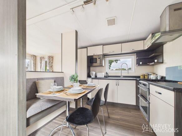 2015 Regal Henley Malvern View Kitchen Dining Area