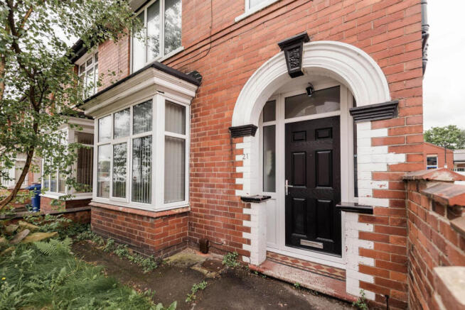 4 bed End of Terrace for sale in doncaster