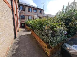 9, Sheringham Court, Milton Road South, Stowmarket IP14 1EJ