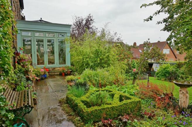 Garden1