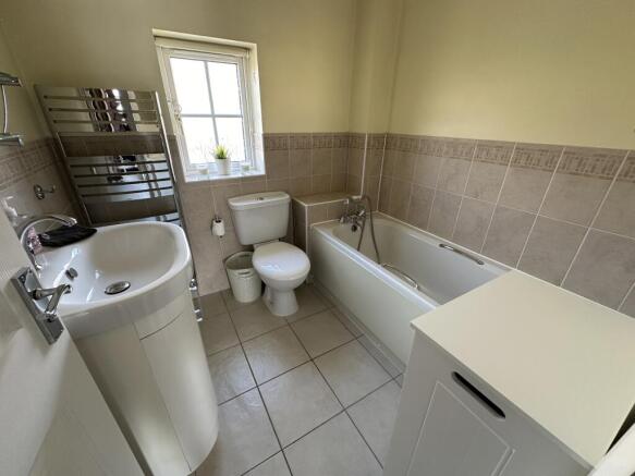 Bathroom.JPG