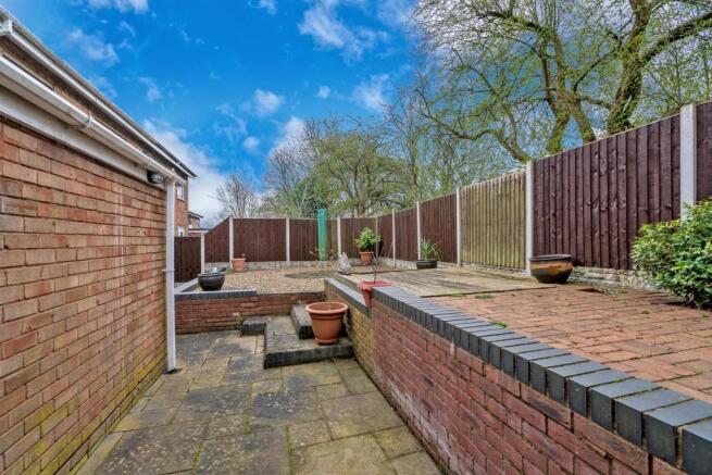 Dovedale, Cannock, WS11 5TF-21.jpg
