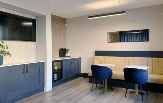 16_oldmarketplace_commercialpropertyforsale_0001