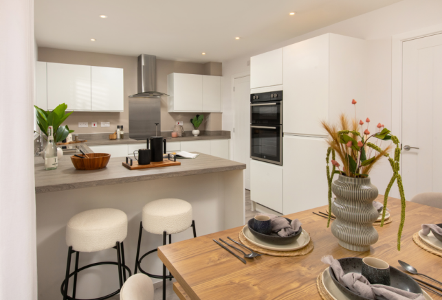 Lynford-Kitchen