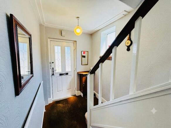 3 bed Semi-Detached for sale Image 7