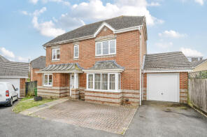 61, Wiltshire Crescent, Basingstoke RG22 5FD