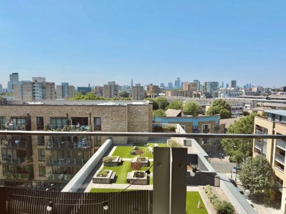 Chorley Court, E14