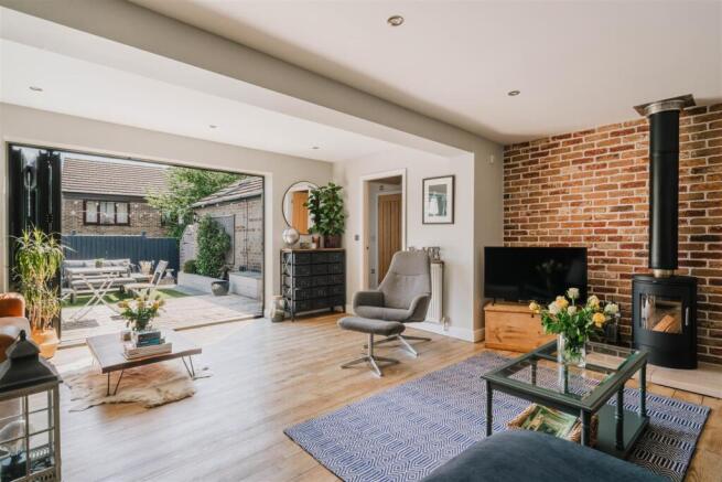 Living Room.jpg