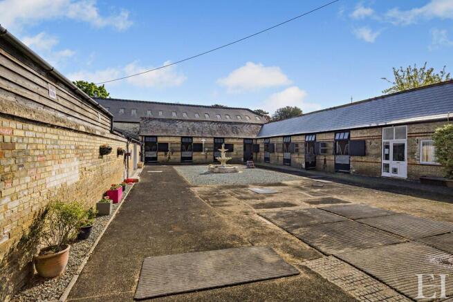 Exning, Newmarket photo 4