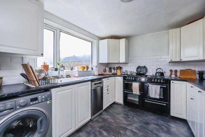 Fitted Kitchen