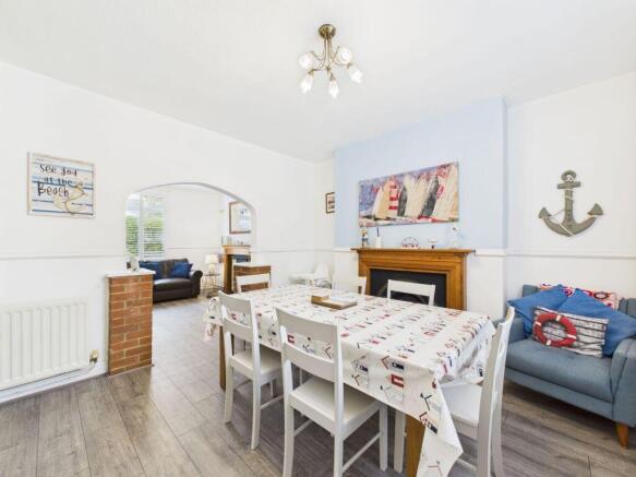 3 bed Terraced for sale Image 5