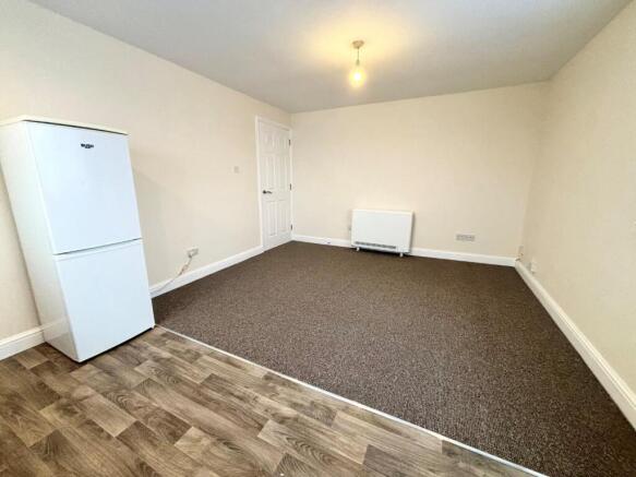 Flat 2 Wingfield 5.jpg