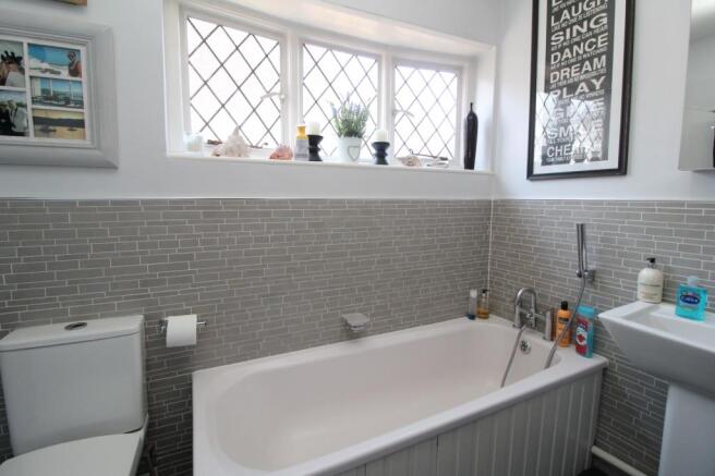 Ground Floor Bathroo