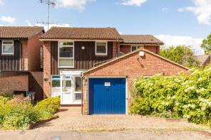 9, Sandringham Close, East Grinstead RH19 4RW