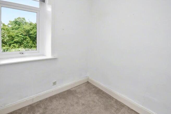 2 bed Terraced for sale Image 5