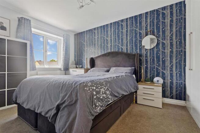 3 bed Detached for sale Image 8