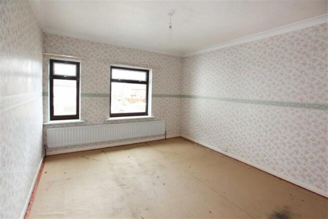 BEDROOM No. 1