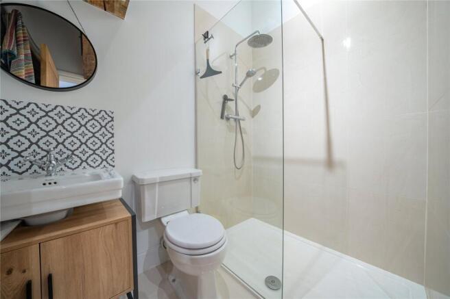 4 bed Terraced for sale Image 10