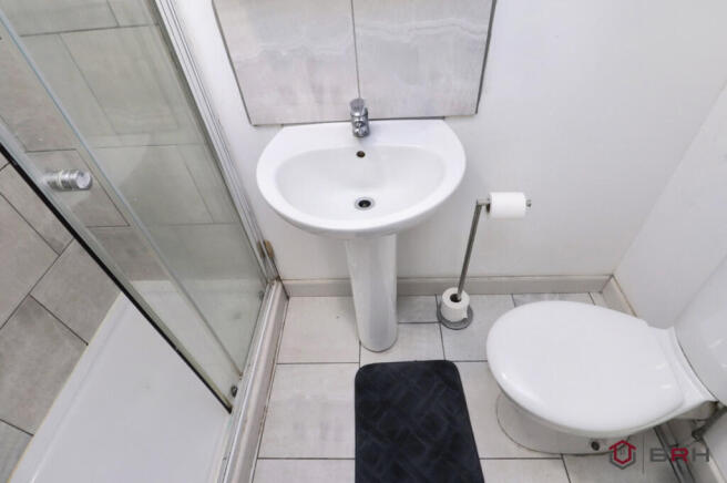 5 bed Terraced for sale Image 10