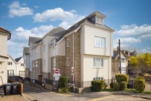 Flat 3, 3, Nash Gardens, Broadstairs CT10 1ER