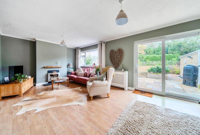 1510639 (4).jpg