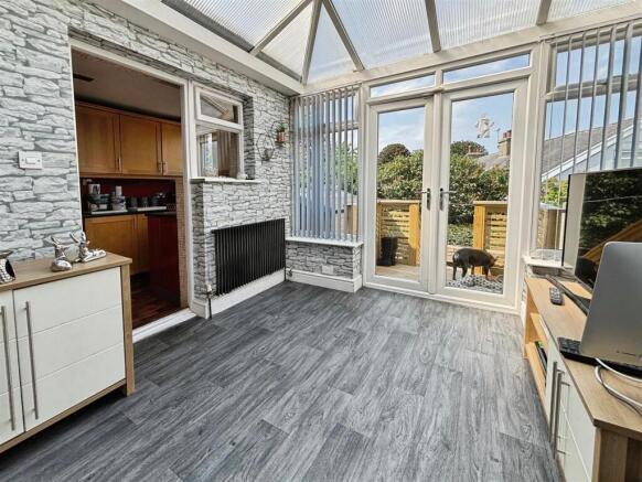 2 bed Semi-Detached for sale Image 7