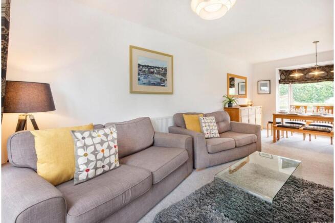 3 bed Semi-Detached for sale Image 6